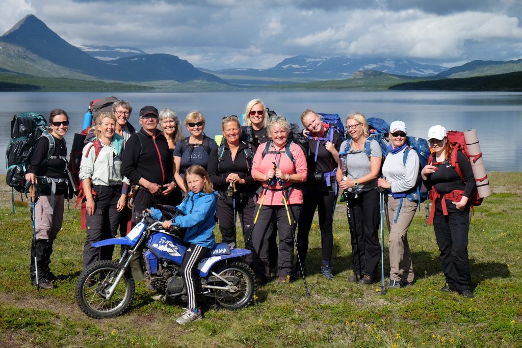 retreat fjällvandring yoga saltoluokta
