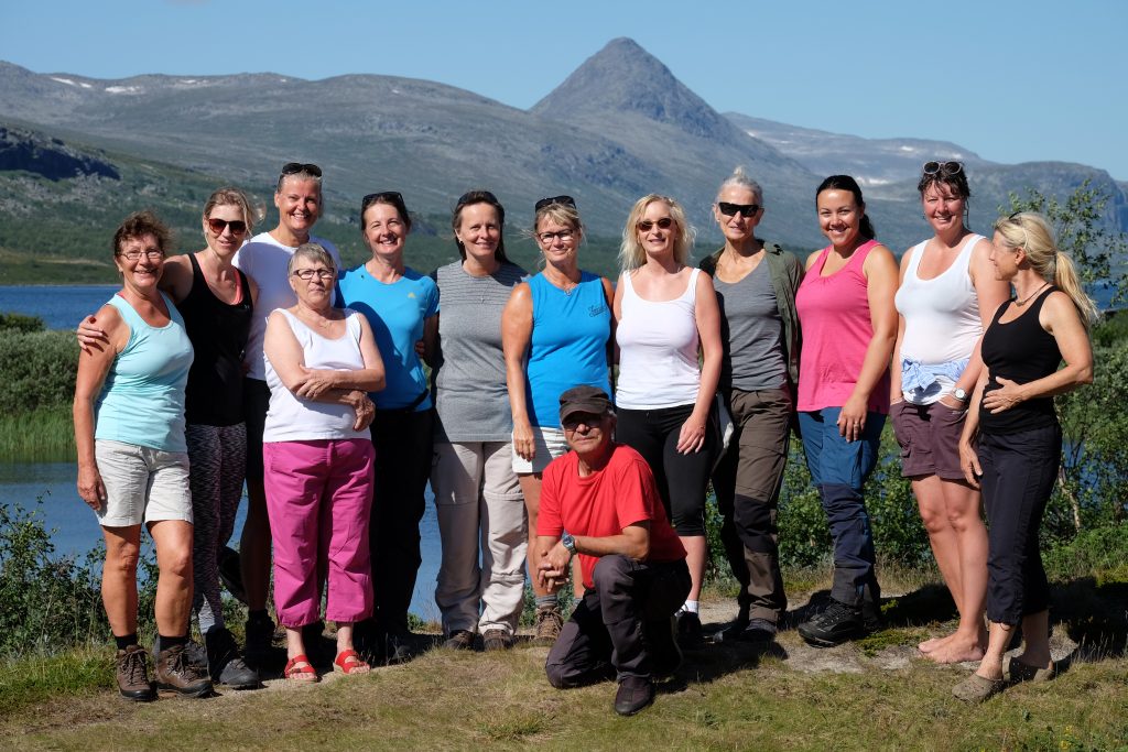 retreat yoga fjällvandring 